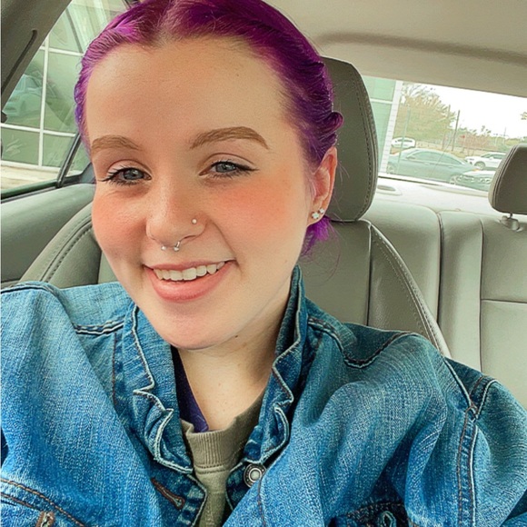 Meet your Posher, Bethany - Picture 3 of 7